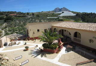 Land huse til salg i Callosa d´En Sarrià, Alicante. 